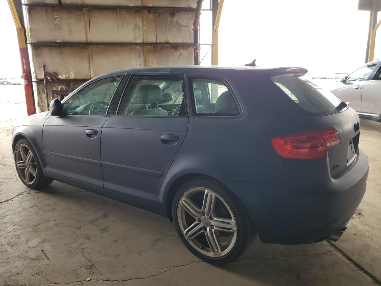 Фото: WAUBEAFMXCA141759