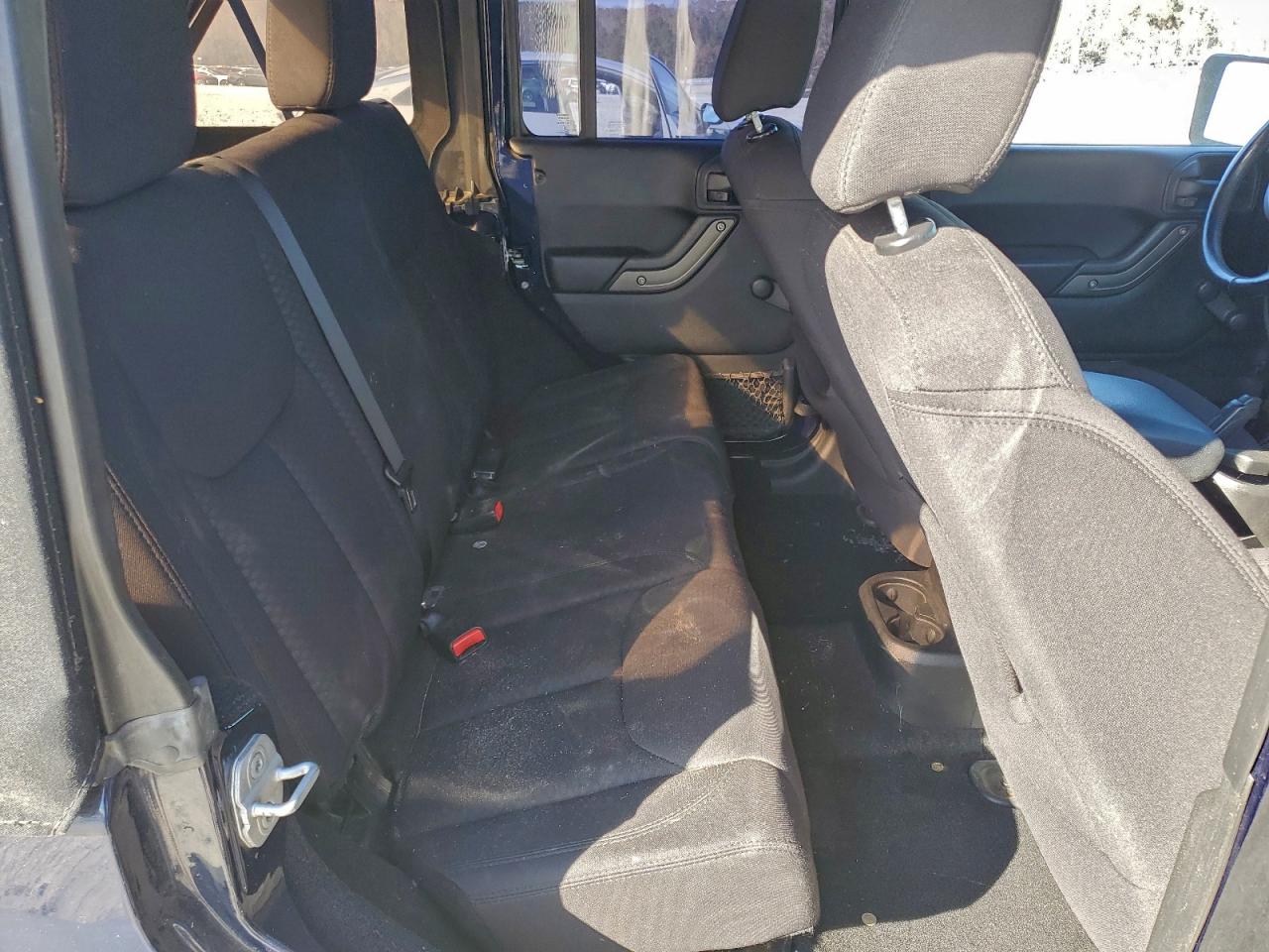 2013 Jeep Wrangler Unlimited Sport VIN: 1C4BJWDG7DL600566 Lot: 93517715