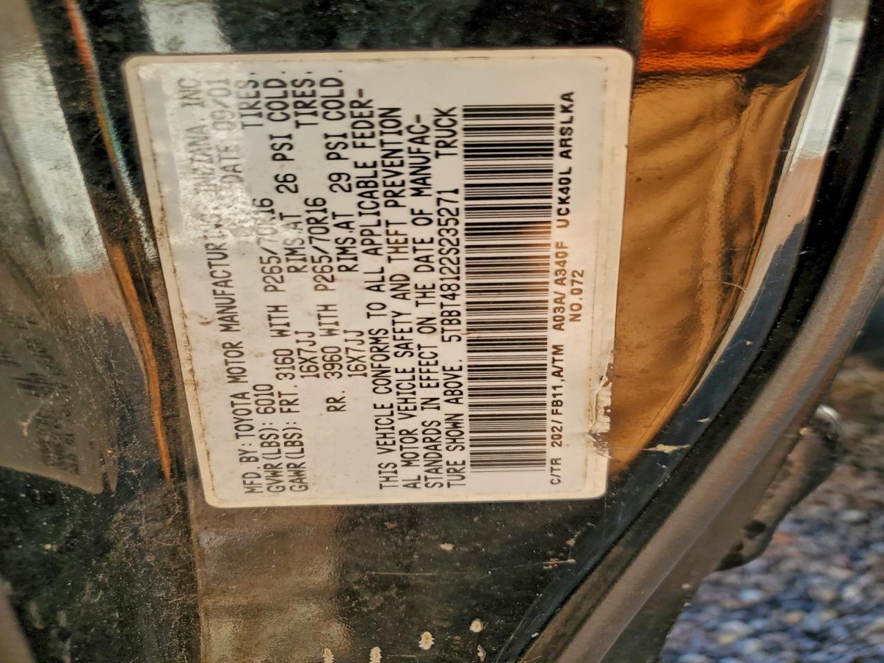 2002 Toyota Tundra Access Cab Limited VIN: 5TBBT48122S235271 Lot: 93610875