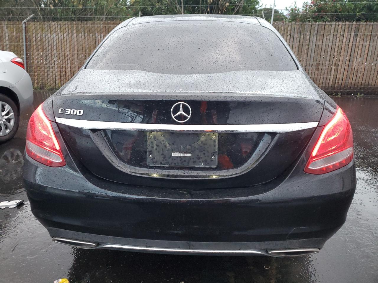 2018 Mercedes-Benz C 300 VIN: 55SWF4JB4JU241044 Lot: 93133365