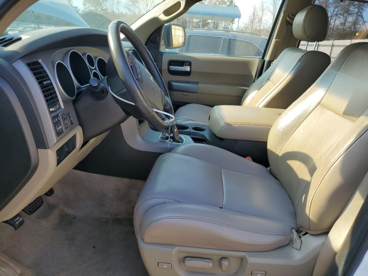 2011 Toyota Sequoia Limited VIN: 5TDKY5G18BS031574 Lot: 92373605