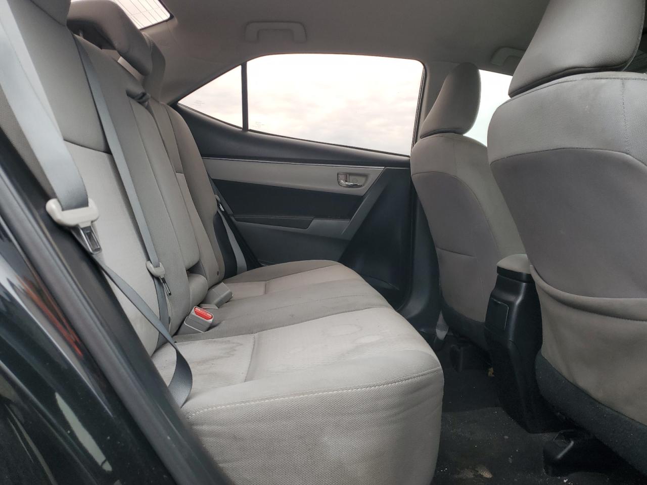 2015 Toyota Corolla L VIN: 2T1BURHE7FC282380 Lot: 92359405