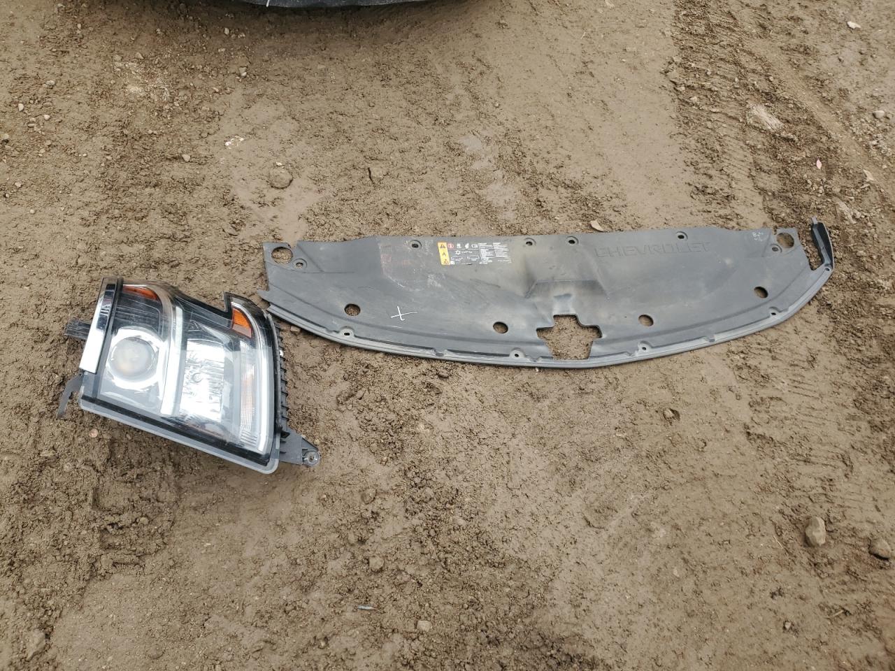 2017 Chevrolet Suburban K1500 Ls VIN: 1GNSKGKC2HR359268 Lot: 91781165