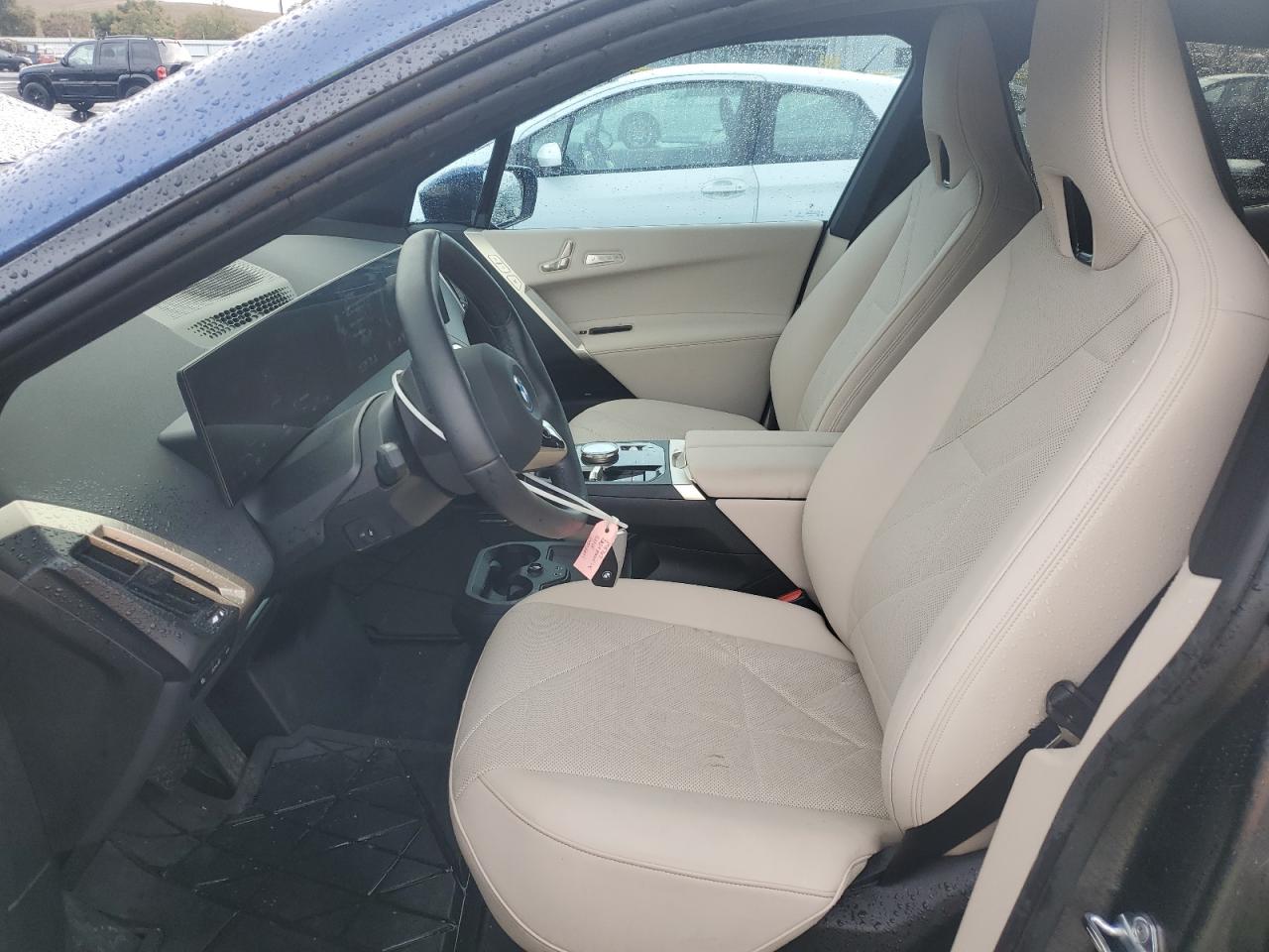 2024 BMW Ix xDrive50 VIN: WB523CF05RCR31285 Lot: 92701065