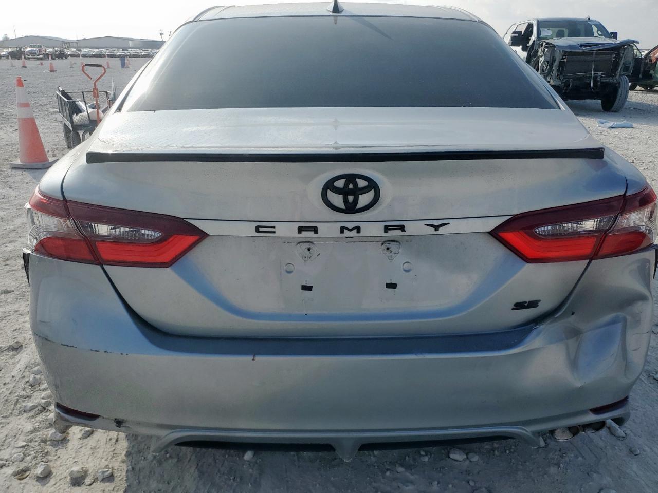 2021 Toyota Camry Se VIN: 4T1G11AK5MU456653 Lot: 92716885