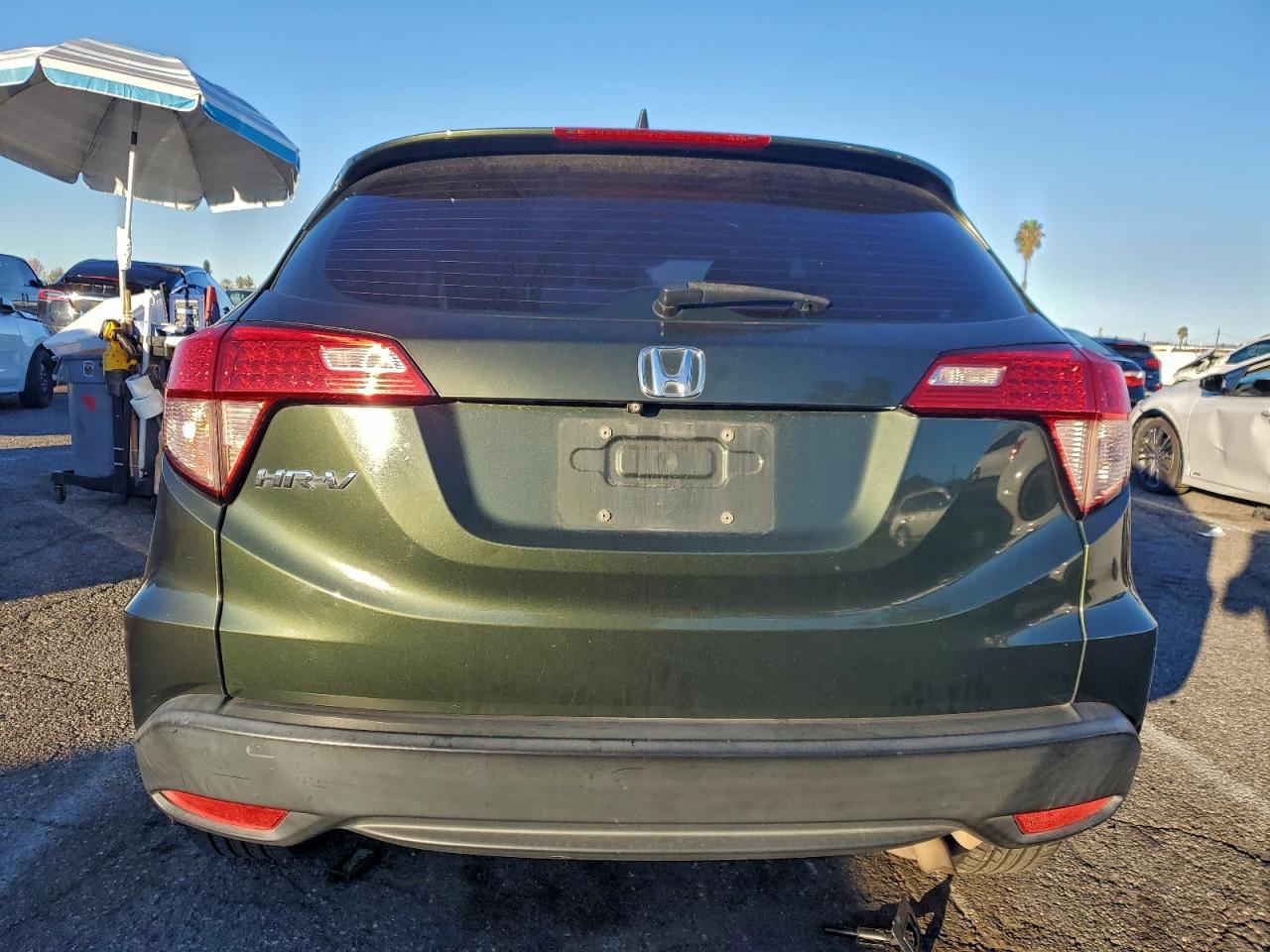 2017 Honda Hr-V Lx VIN: 3CZRU5H38HG700065 Lot: 94052035