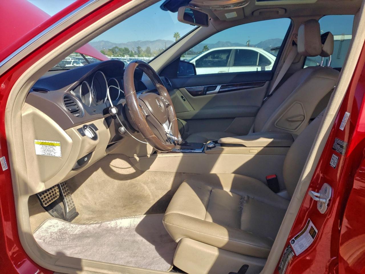 2014 Mercedes-Benz C 250 VIN: WDDGF4HB5EG256388 Lot: 94366725