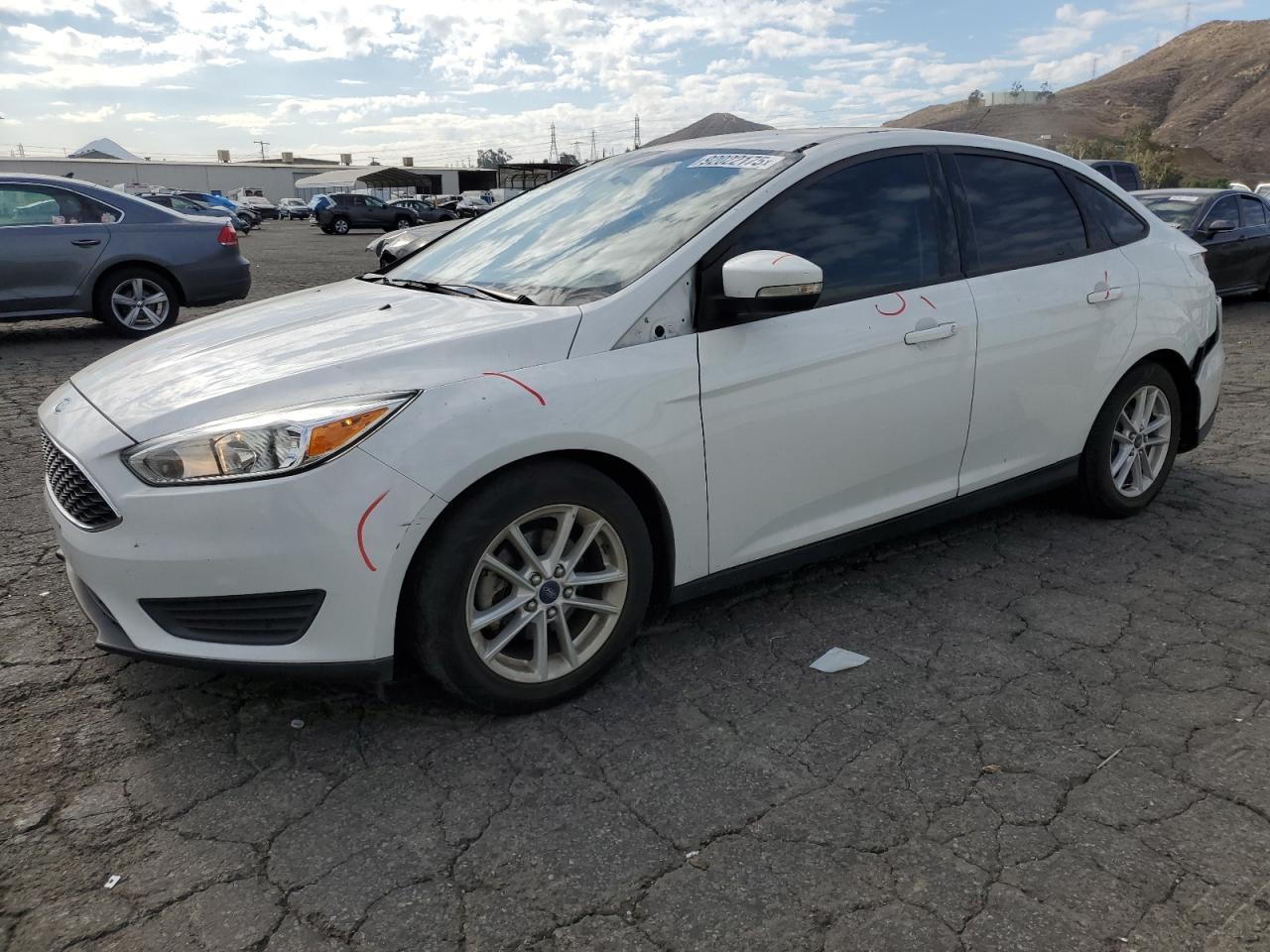 1FADP3F20FL300352 FORD FOCUS Photo 1