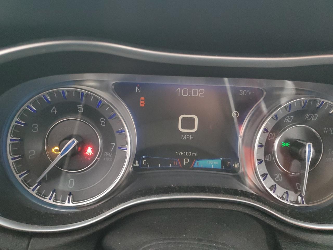 2015 Chrysler 300 Limited VIN: 2C3CCAAG6FH899204 Lot: 91850625