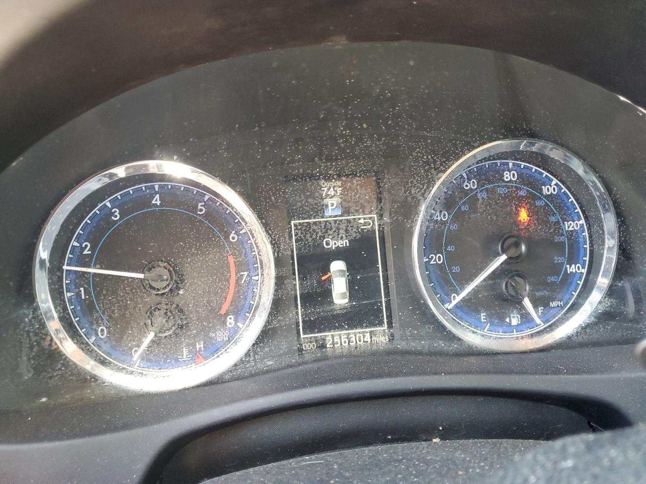 2017 Toyota Corolla L VIN: 5YFBURHE4HP626511 Lot: 92935425