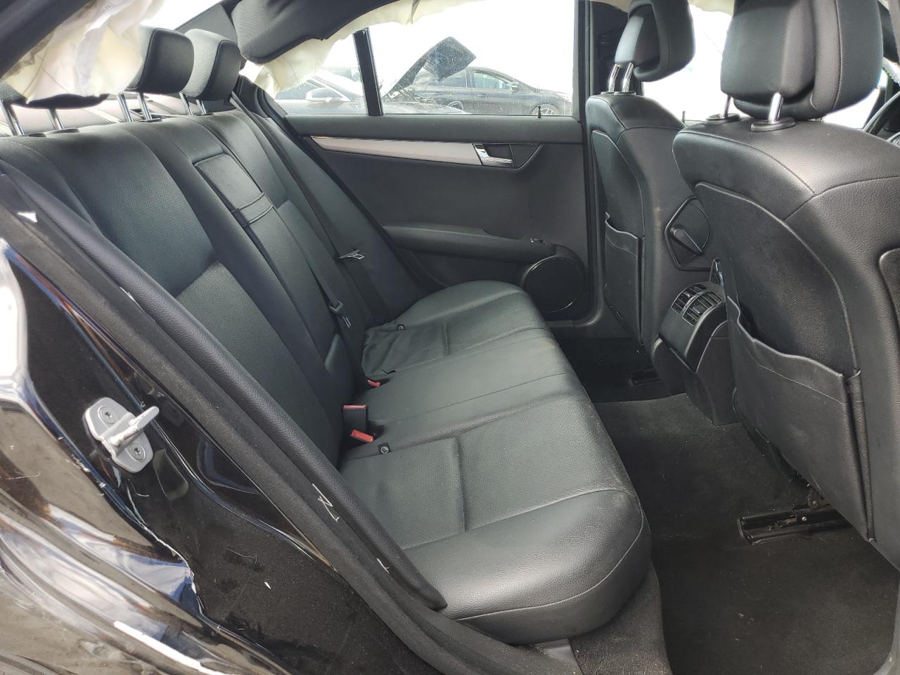 2011 Mercedes-Benz C 300 VIN: WDDGF5EB0BF627579 Lot: 93262095