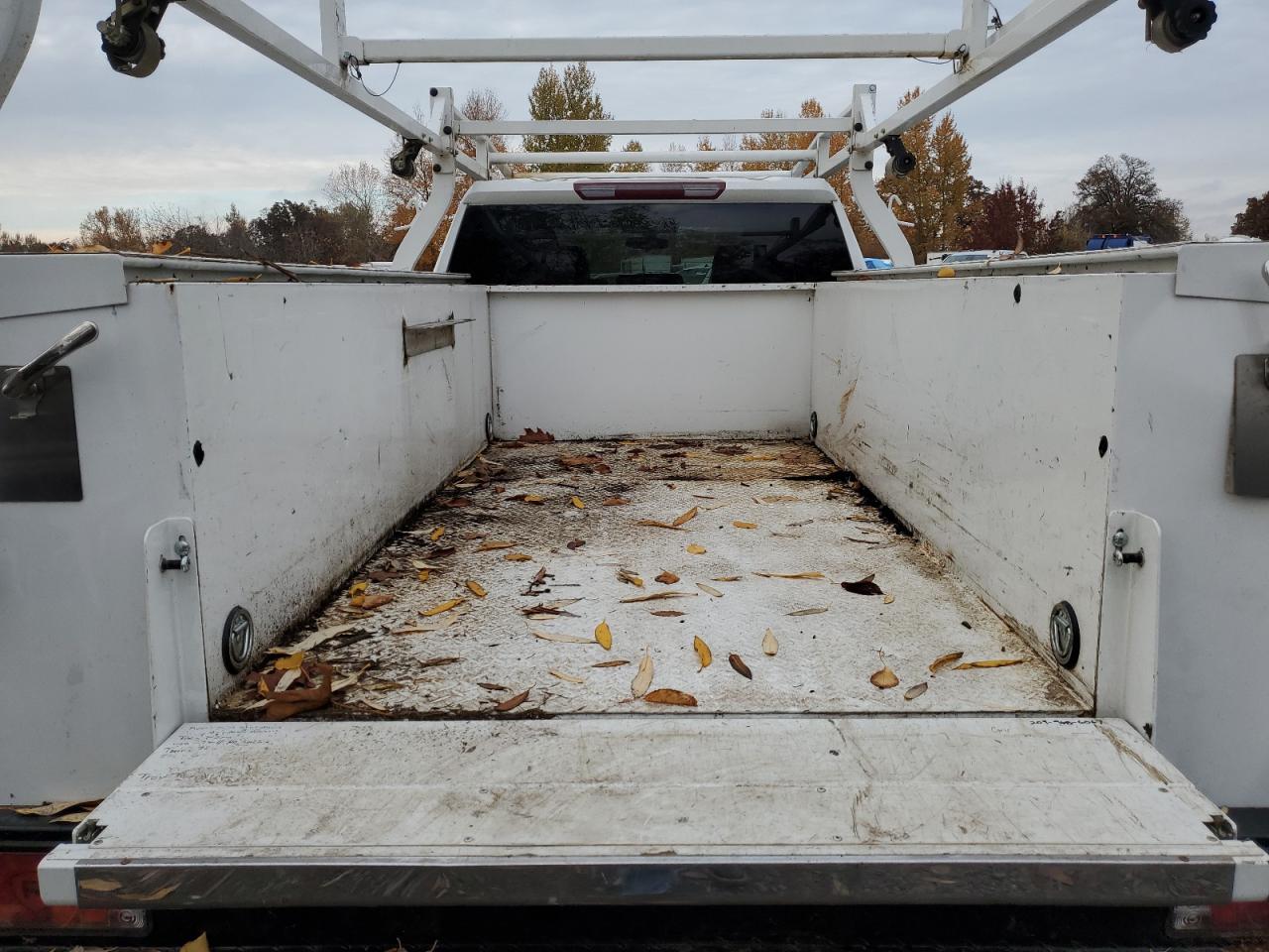 2023 GMC Sierra K2500 Utility / Service Truck VIN: 1GD19LE78PF201567 Lot: 90091135