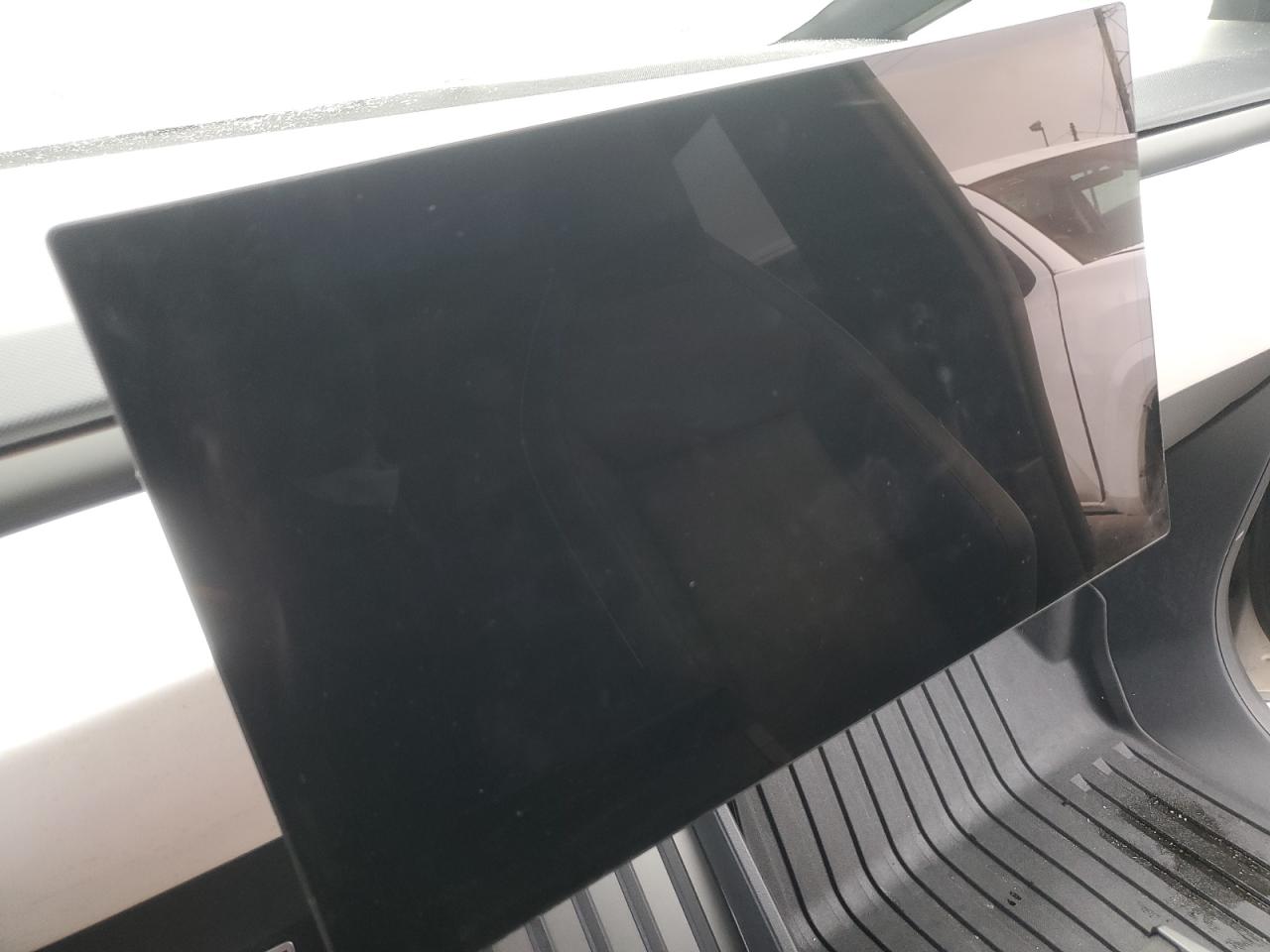 2024 Tesla Cybertruck VIN: 7G2CEHEDXRA016451 Lot: 93474495