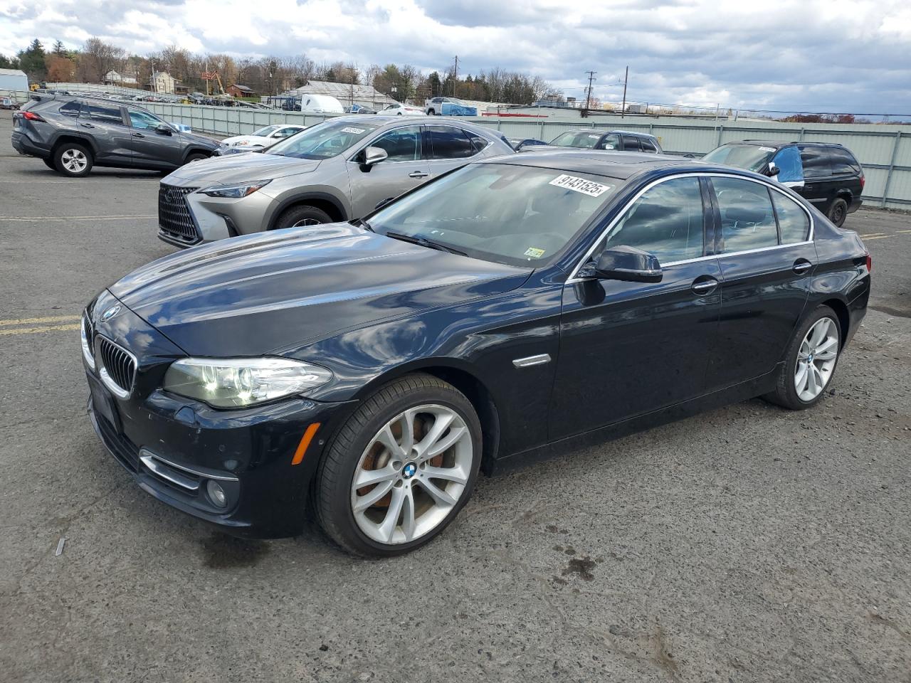 WBA5B1C57GG130983 BMW 5 SERIES Photo 1