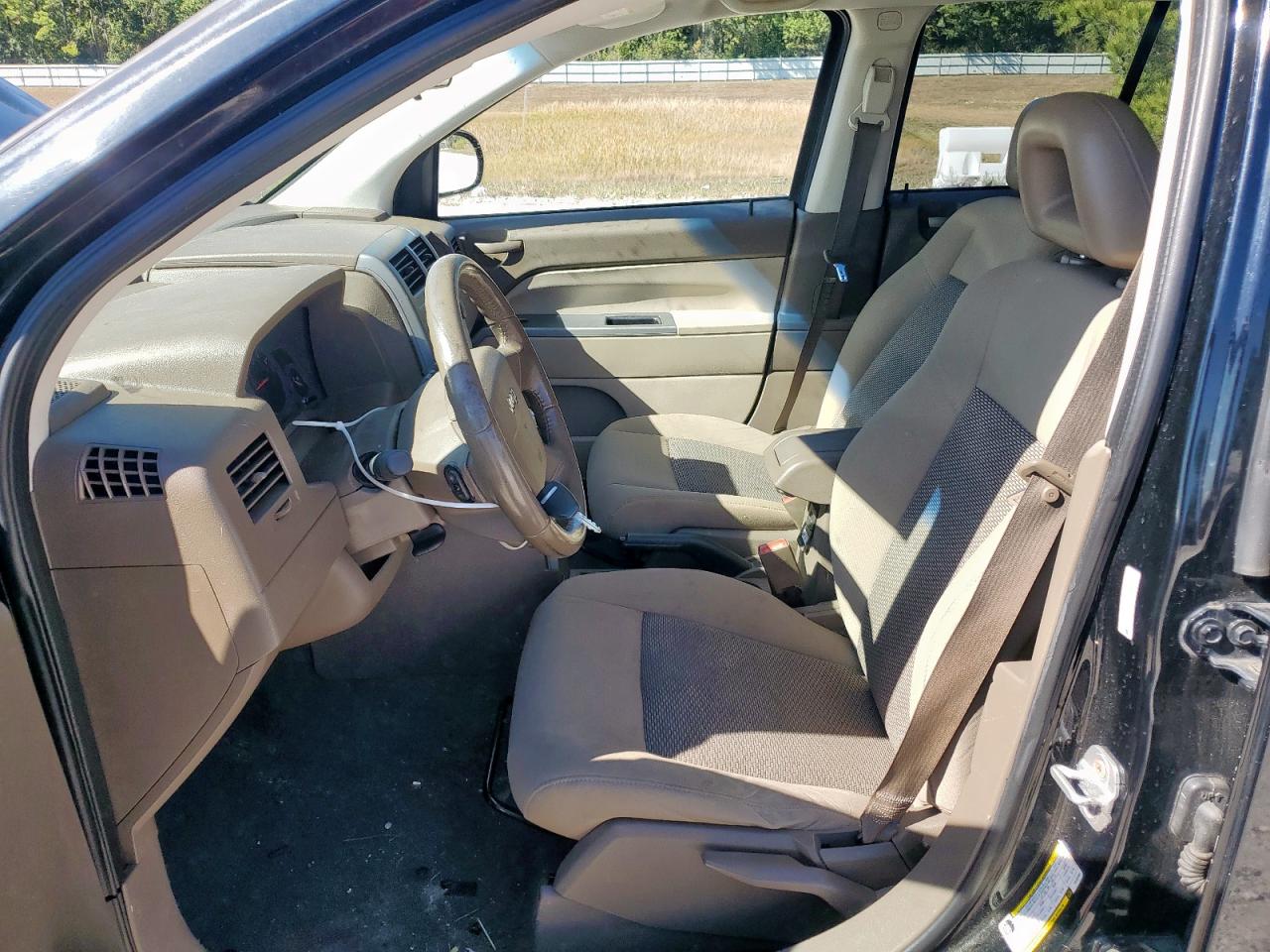 2007 Jeep Compass VIN: 1J8FT47W97D120992 Lot: 91258545