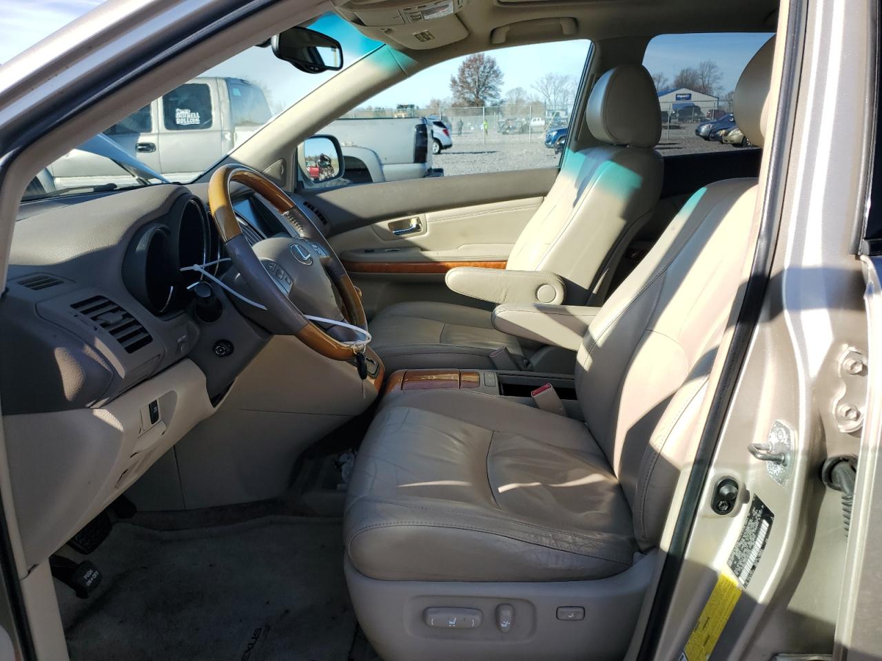 2005 Lexus Rx 330 VIN: 2T2HA31U45C070225 Lot: 92495685