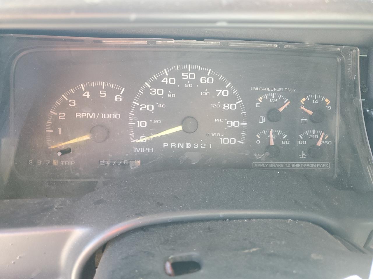 1999 Chevrolet Suburban K1500 VIN: 1GNFK16R7XJ371572 Lot: 92883985