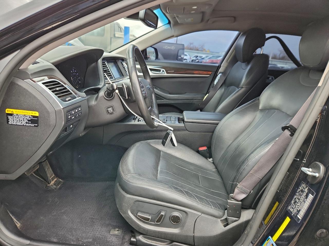 2017 Genesis G80 Base VIN: KMHGN4JE6HU171711 Lot: 93887985