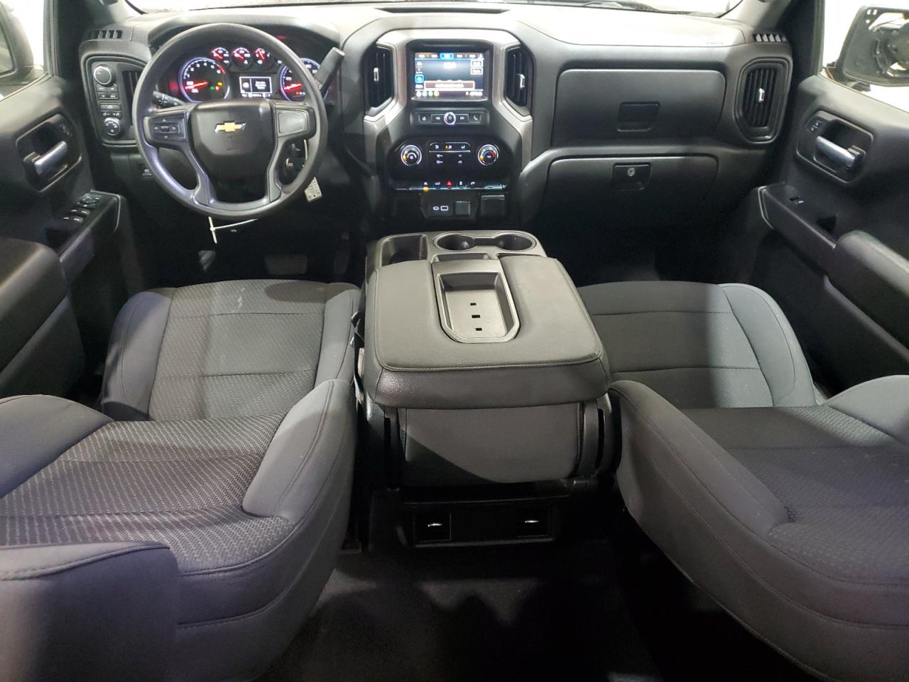 2021 Chevrolet Silverado K1500 Custom VIN: 3GCPYBEKXMG266415 Lot: 93013245