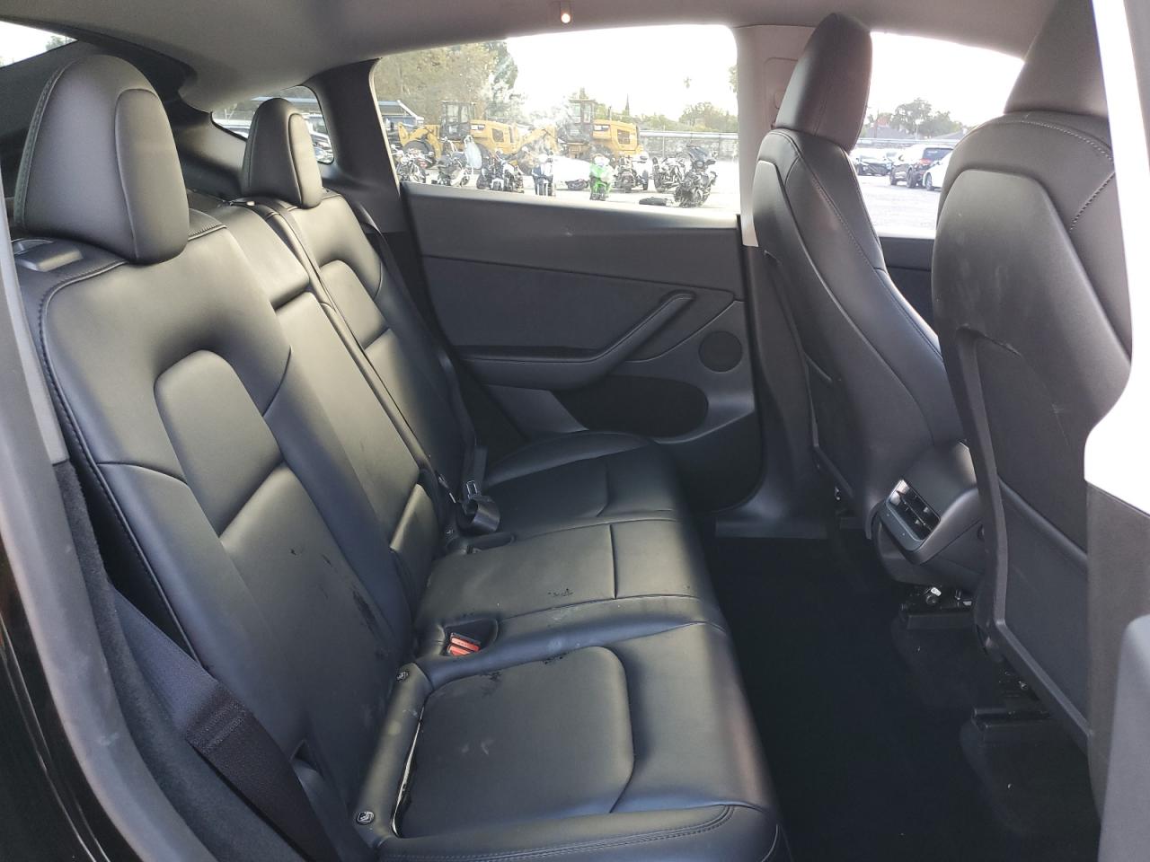 2023 Tesla Model Y VIN: 7SAYGDEFXPF897149 Lot: 92840375