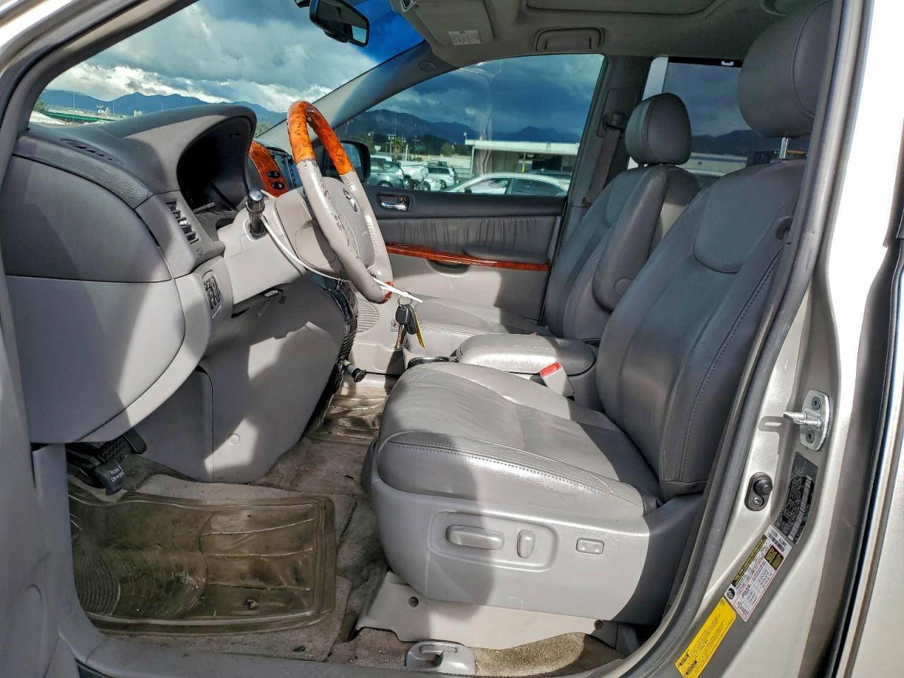 2008 Toyota Sienna Xle VIN: 5TDZK22C38S206930 Lot: 93493455