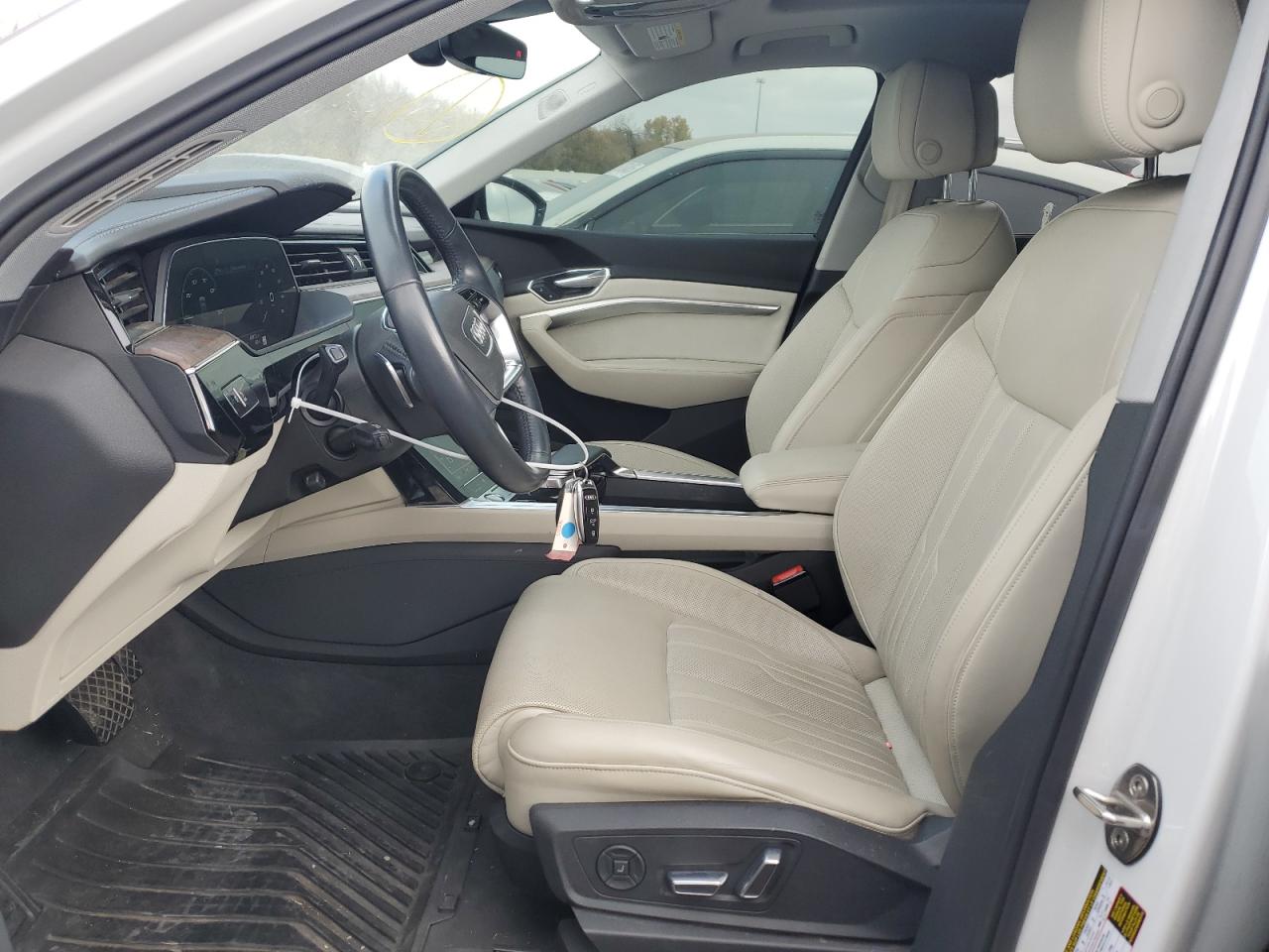 2019 Audi E-Tron Prestige VIN: WA1VABGEXKB011296 Lot: 90023235