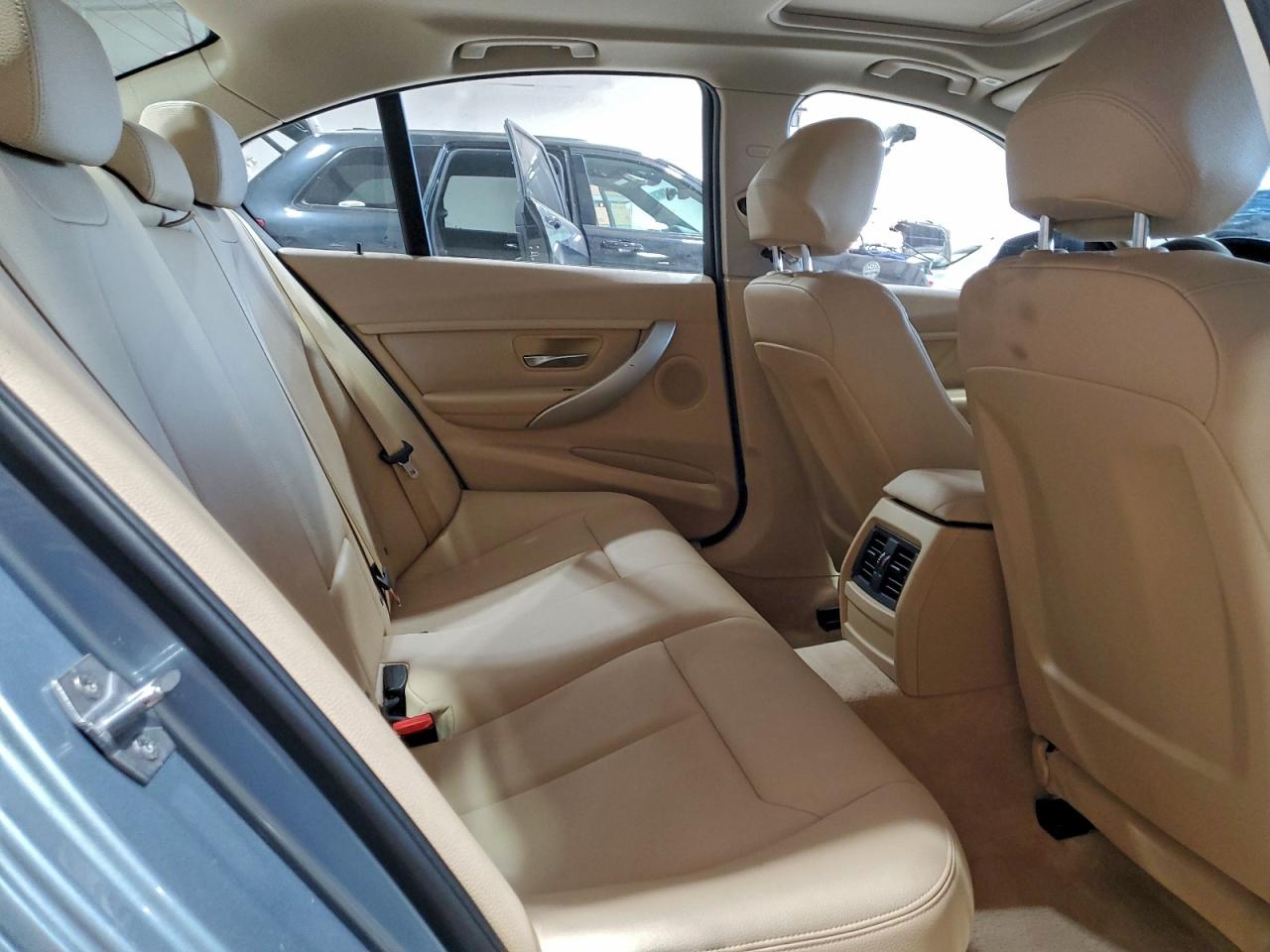 2014 BMW 320 I xDrive VIN: WBA3C3C5XEP660829 Lot: 93604105