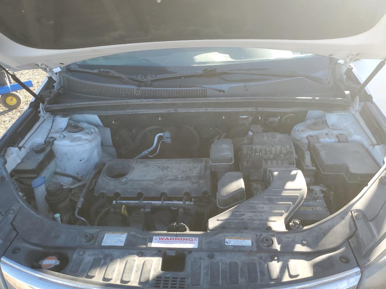 2011 Kia Sorento Base VIN: 5XYKTCA13BG174084 Lot: 90009635