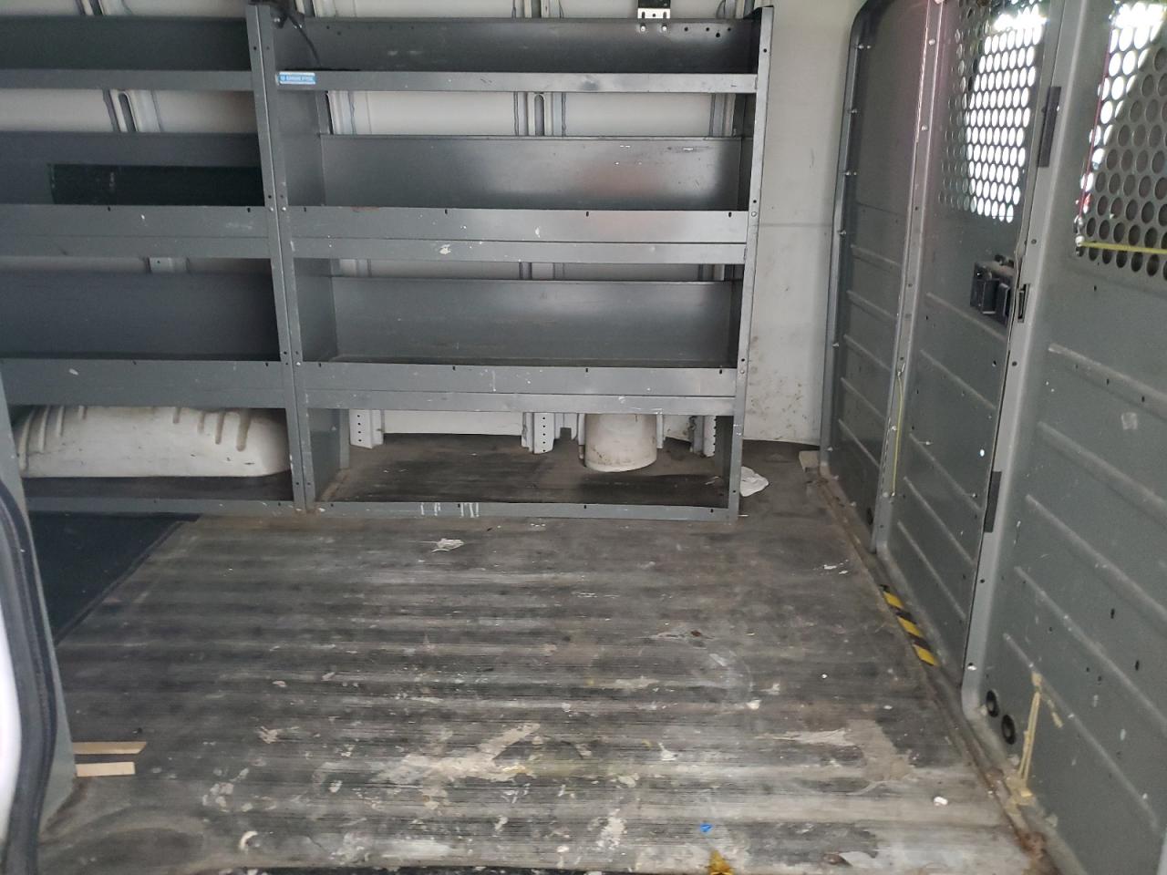 2015 Chevrolet Express Delivery Van VIN: 1GCWGFCF3F1281271 Lot: 92310535