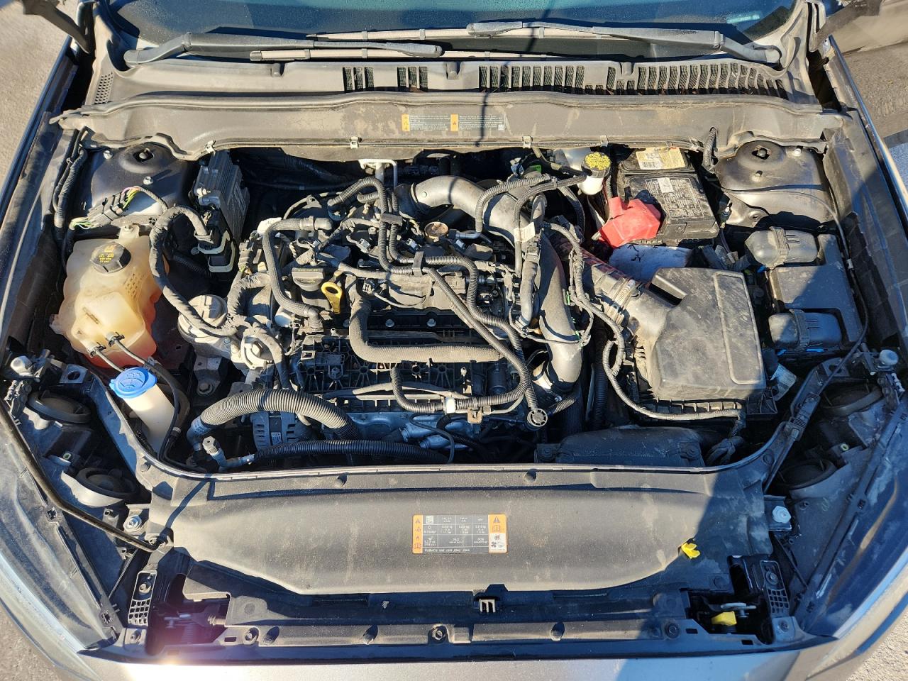 2018 Ford Fusion Se VIN: 3FA6P0HDXJR276352 Lot: 92305625