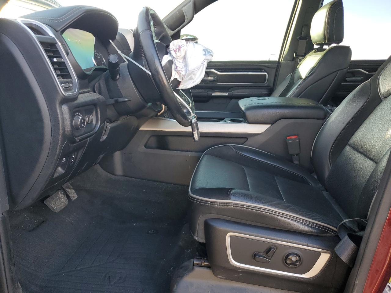 2019 Ram 1500 Laramie VIN: 1C6SRFJT5KN876876 Lot: 90713355