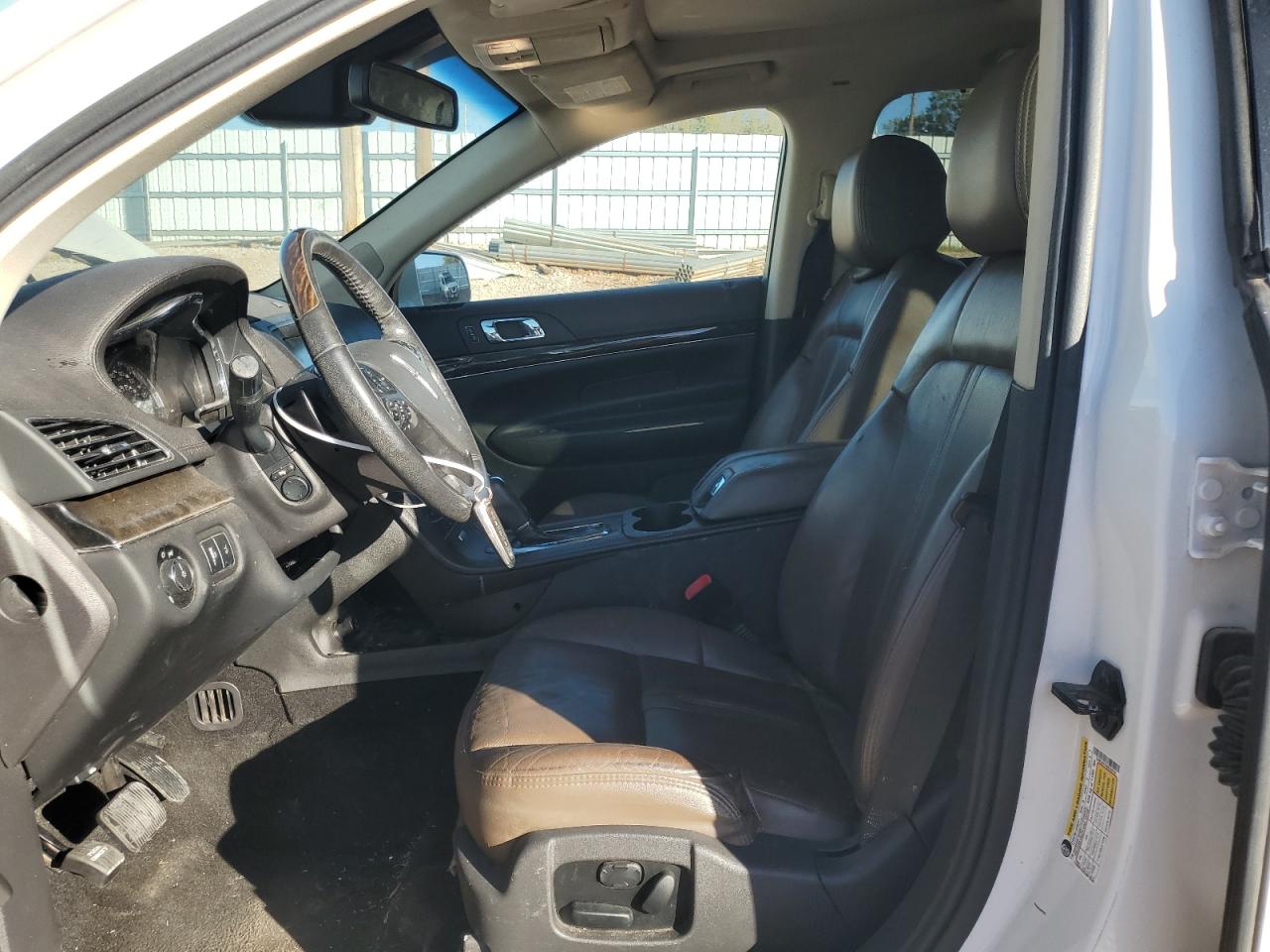 2014 Lincoln Mkt VIN: 2LMHJ5AT9EBL58161 Lot: 92232575