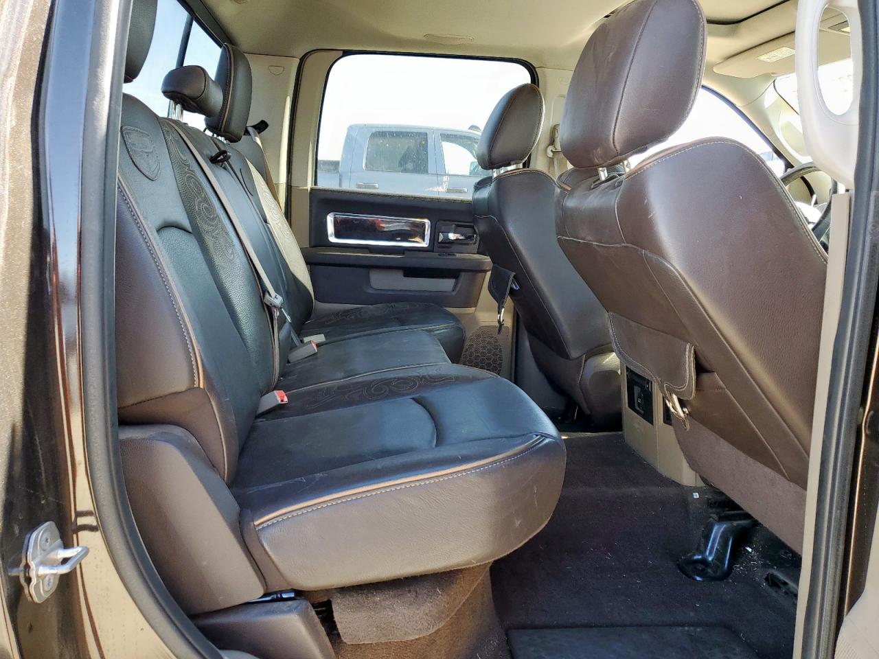 2011 Dodge Ram 1500 VIN: 1D7RB1CT4BS628220 Lot: 92207815