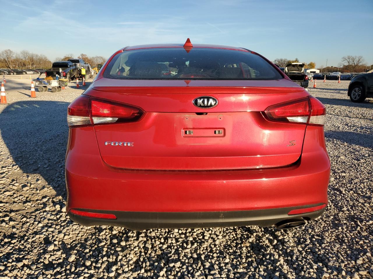 2018 Kia Forte Lx VIN: 3KPFL4A78JE164044 Lot: 92044725