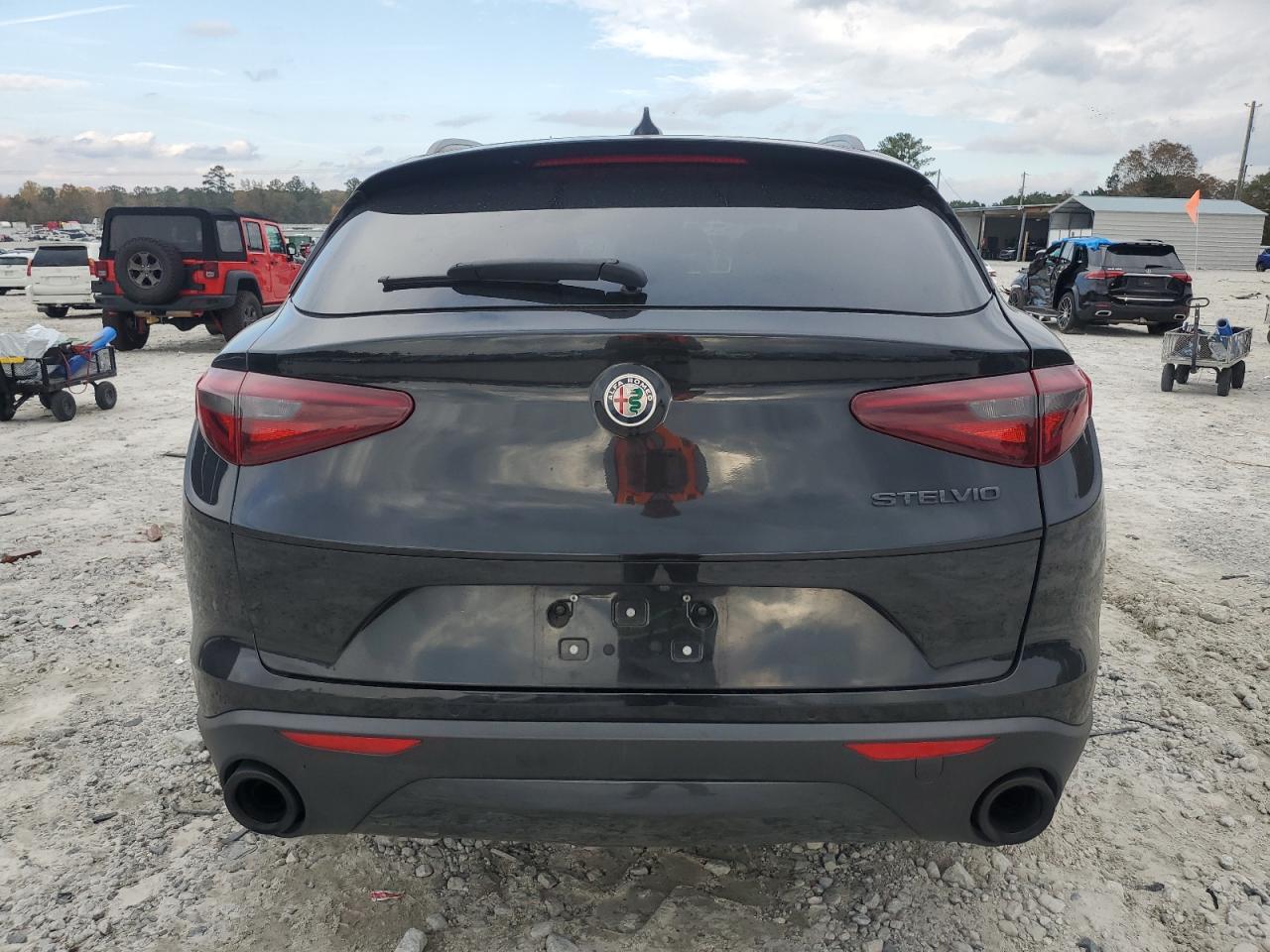 2020 Alfa Romeo Stelvio VIN: ZASPAJAN4L7C95327 Lot: 92021325