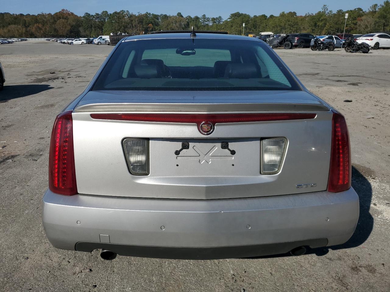 2005 Cadillac Sts VIN: 1G6DW677450213372 Lot: 92756385