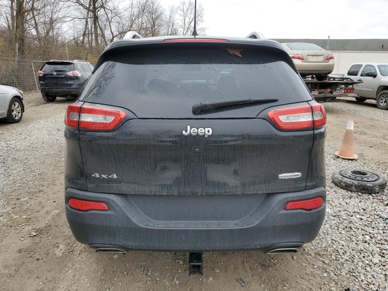 2016 Jeep Cherokee Latitude VIN: 1C4PJMCS8GW153619 Lot: 93184785