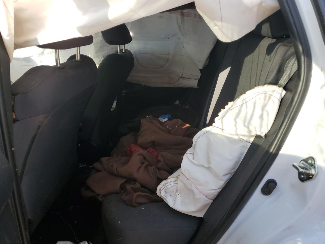 2026 Toyota Corolla Cross Le VIN: 7MUBAABG9TV148919 Lot: 92135295