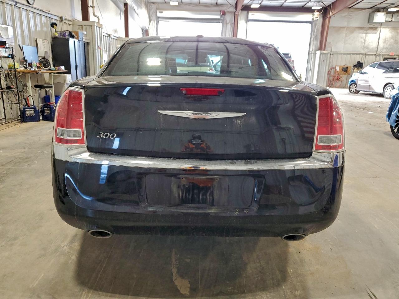 2013 Chrysler 300 VIN: 2C3CCARG5DH599588 Lot: 93664675