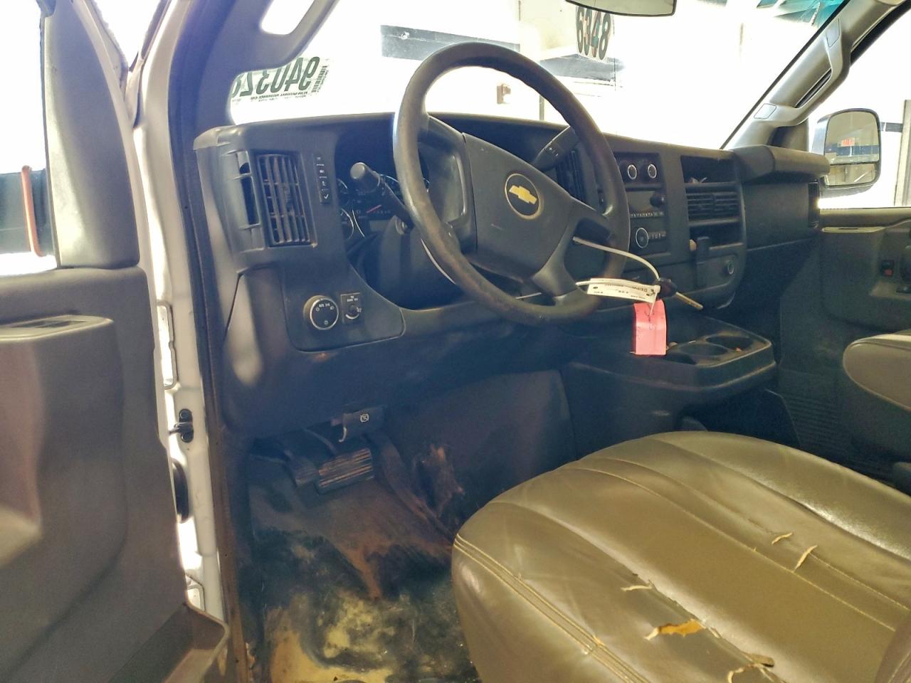 2016 Chevrolet Express G2500 VIN: 1GCWGAFFXG1133358 Lot: 94032825