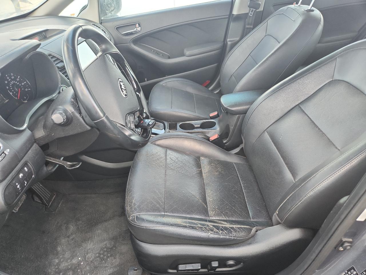 2017 Kia Forte Ex VIN: 3KPFN4A8XHE093555 Lot: 89678035