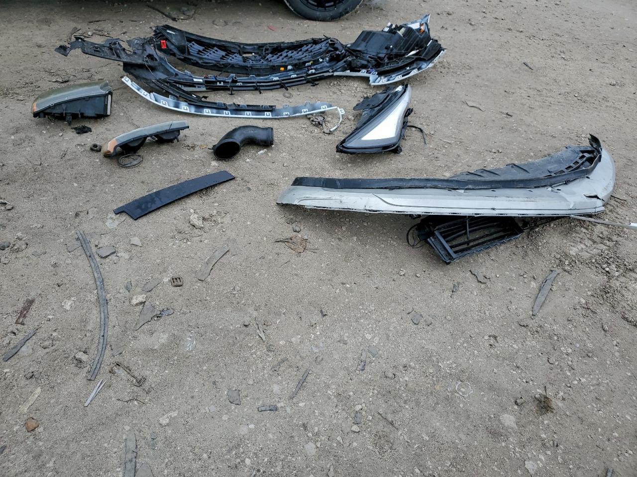 2023 Buick Enclave Premium VIN: 5GAEVBKW5PJ195670 Lot: 93697125