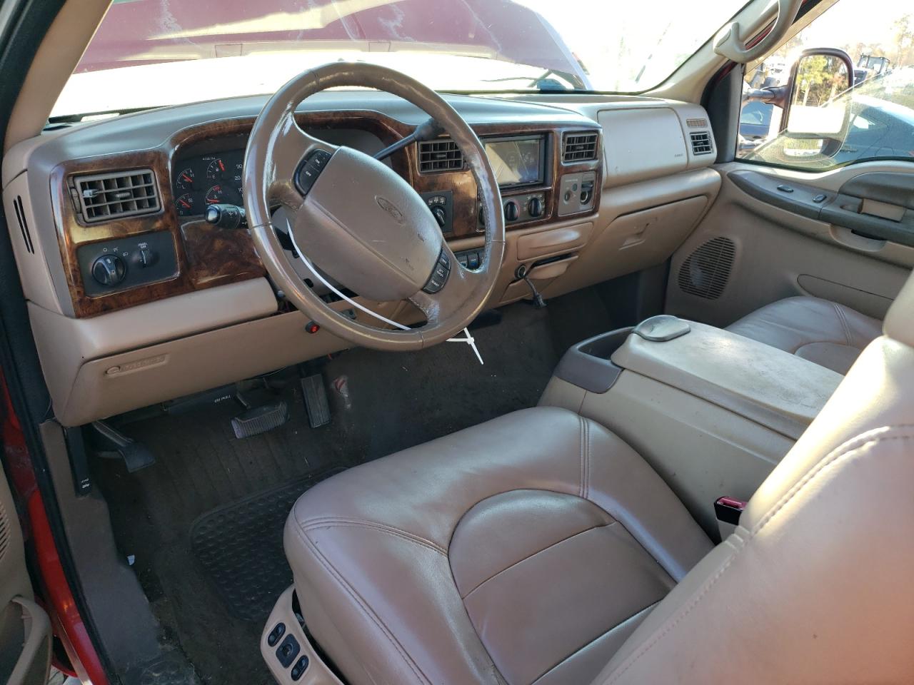 1999 Ford F250 Super Duty VIN: 1FTNX21F4XEC93589 Lot: 92013625