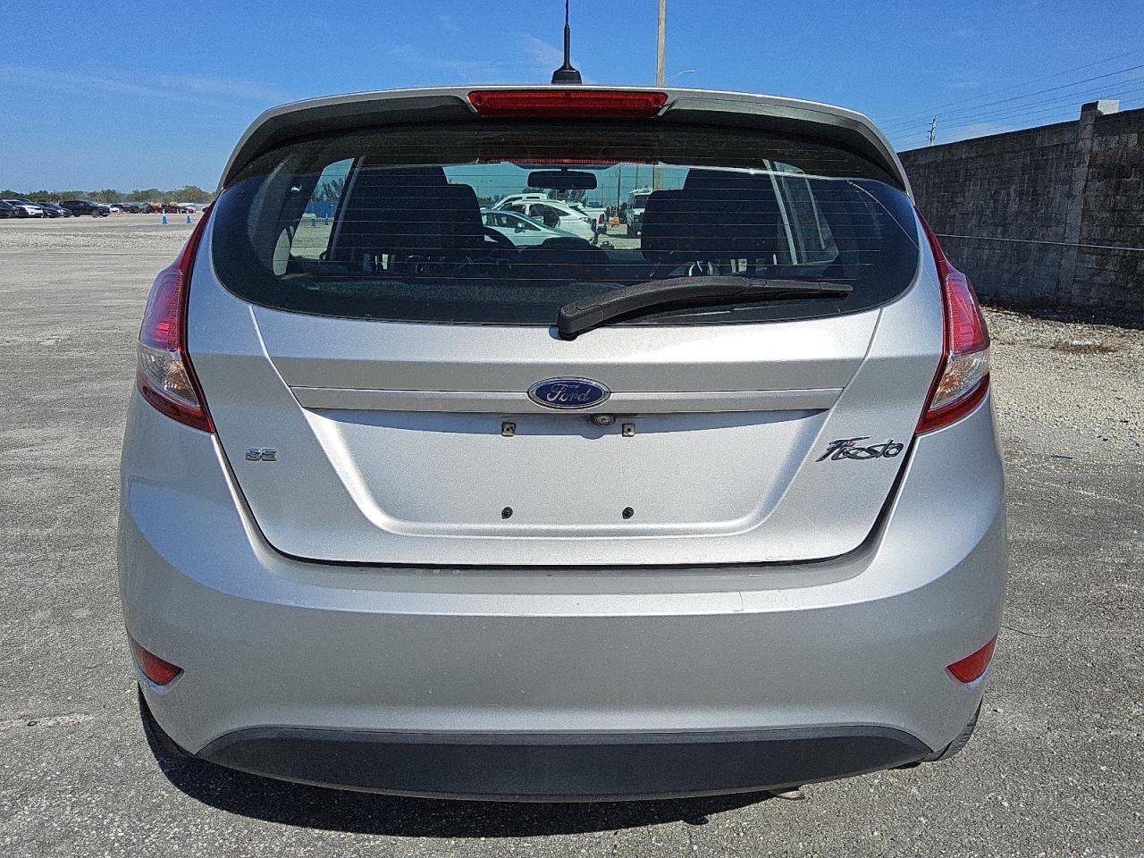 2019 Ford Fiesta Se VIN: 3FADP4EJXKM140617 Lot: 92281975