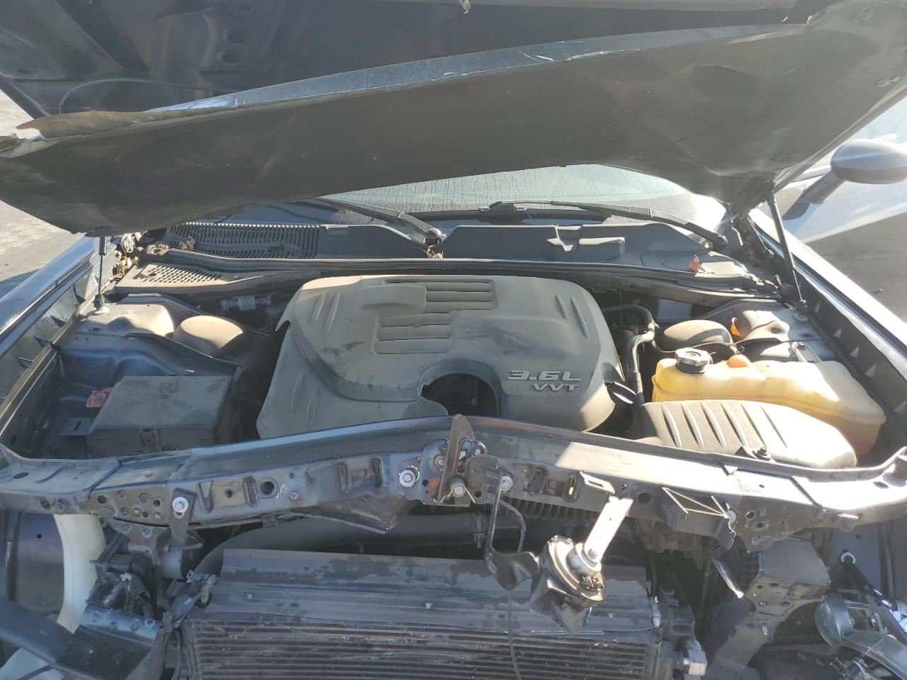 2018 Dodge Challenger Sxt VIN: 2C3CDZAG6JH204823 Lot: 92037225