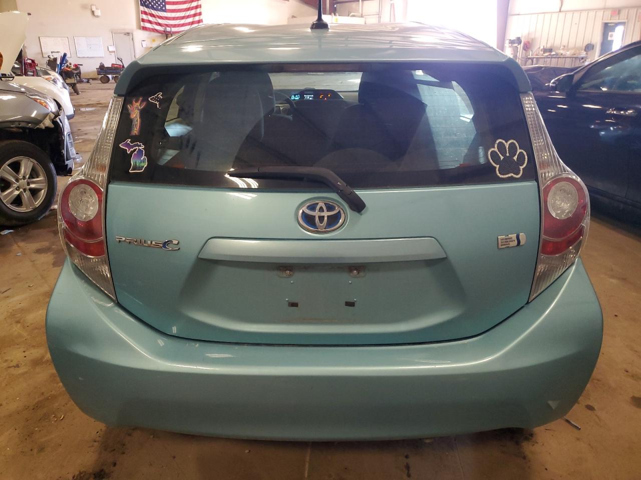 2014 Toyota Prius C VIN: JTDKDTB33E1081017 Lot: 92375485