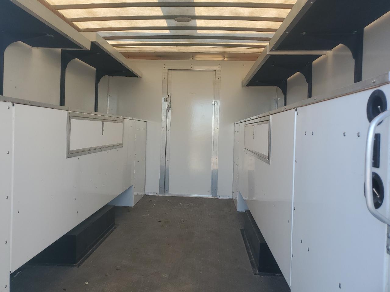 2025 Ford E350 Utility / Service Truck VIN: 1FDWE3FNXSDD08784 Lot: 91713945