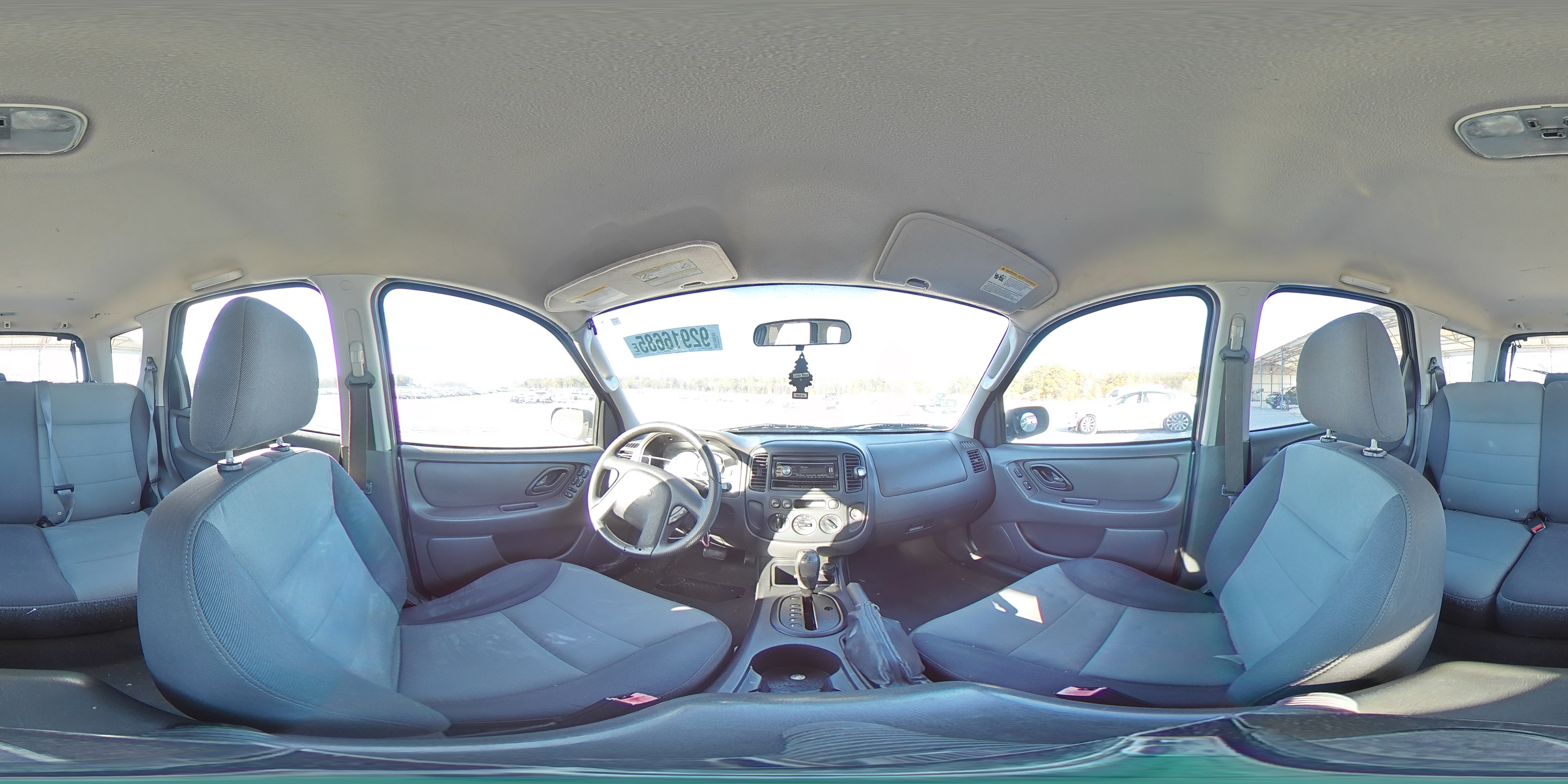 2005 Ford Escape Xls VIN: 1FMYU02Z15DA05657 Lot: 92916685