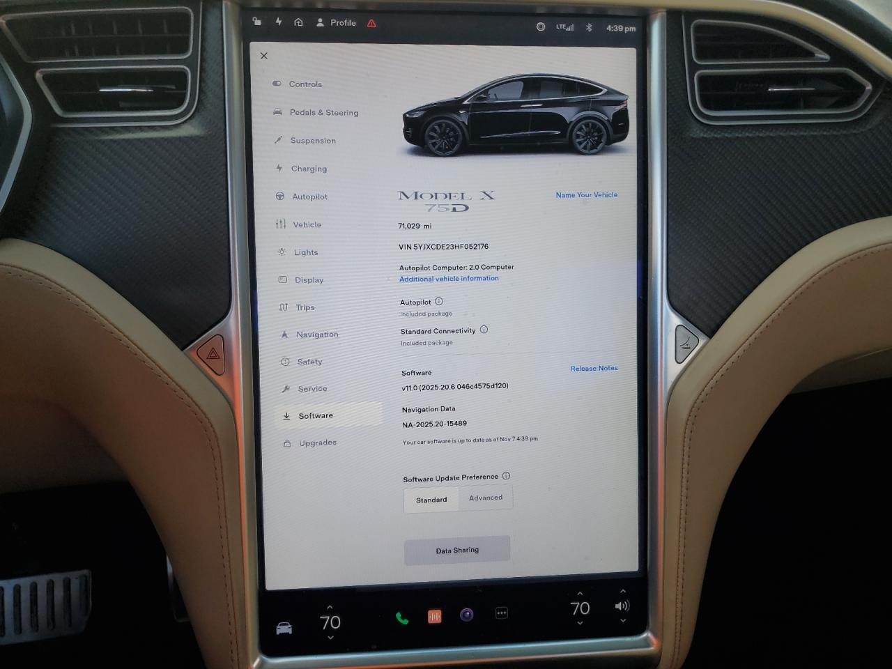 2017 Tesla Model X VIN: 5YJXCDE23HF052176 Lot: 91972145