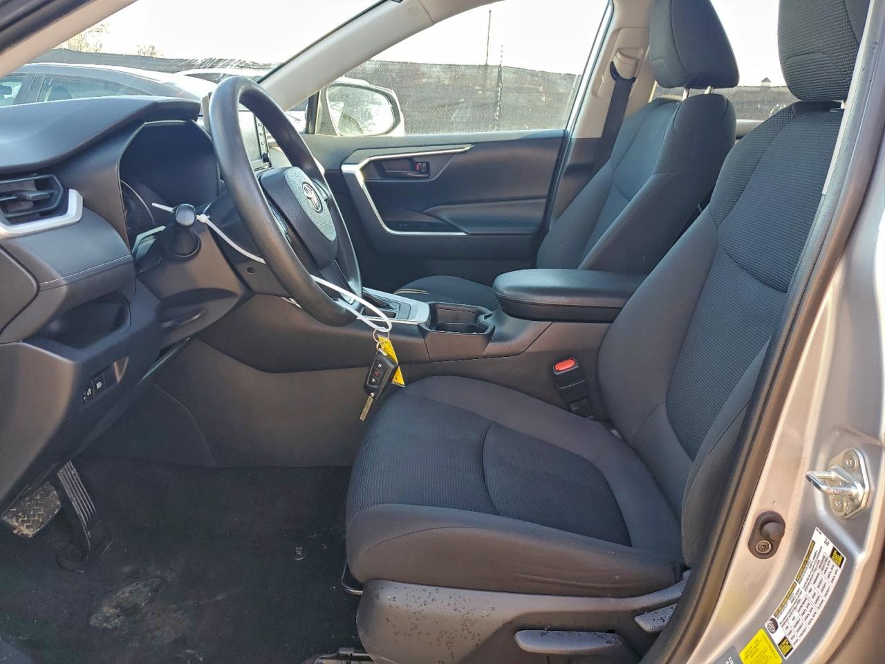 2020 Toyota Rav4 Le VIN: 2T3H1RFV8LC037824 Lot: 93833635